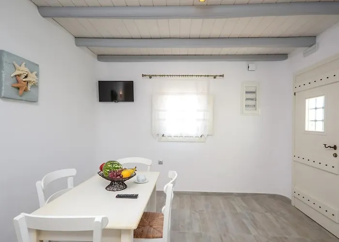 My Naxos Ii * Naxos City